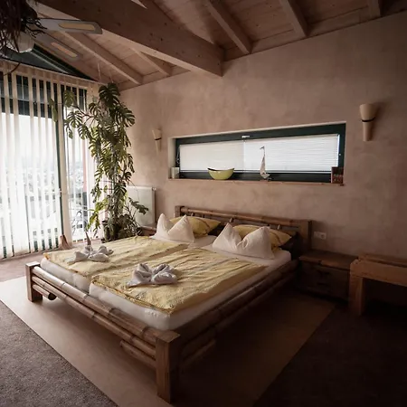 Suedlaendisches Mit Hauseigener Sauna Holiday home *